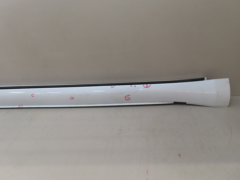 2018-2021 BUICK ENCLAVE RIGHT PASSENGER SIDE SKIRT ROCKER PANEL OEM