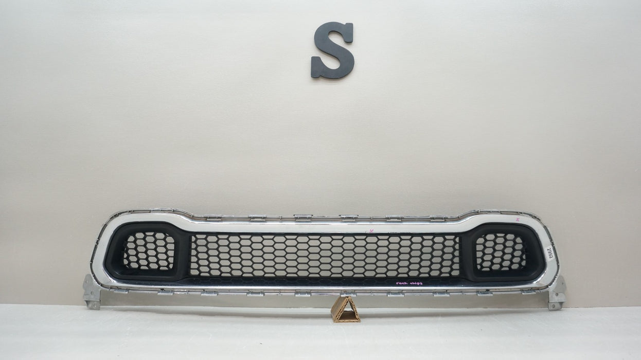 2014-2018 JEEP CHEROKEE FRONT LOWER BUMPER GRILLE OEM 68203230AB