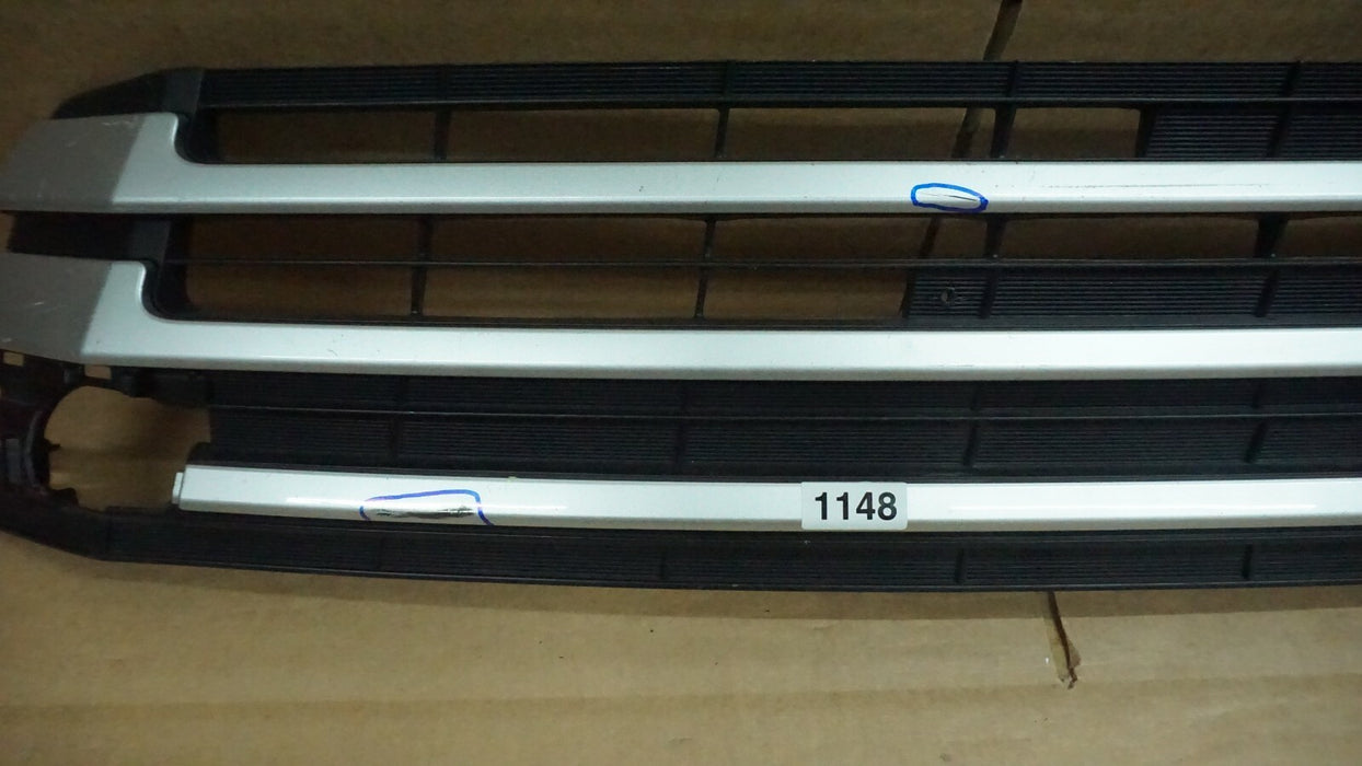 2017-2019 TOYOTA HIGHLANDER FRONT BUMPER LOWER GRILLE GRILL 53102-0E070 OEM