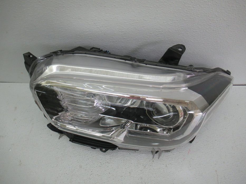 2016-2020 TOYOTA TACOMA FRONT LEFT DRIVER SIDE HEADLIGHT HEADLAMP HALOGEN OEM