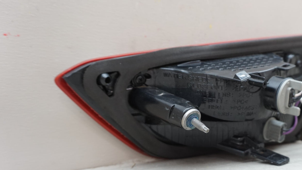 2016-2018 CHEVROLET MALIBU REAR LH LEFT DRIVER SIDE INNER TAIL LIGHT OEM