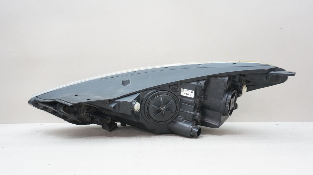 2016-2018 HYUNDAI TUCSON FRONT RIGHT PASSENGER SIDE HALOGEN OEM