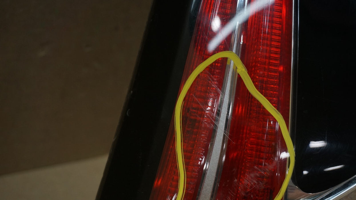 2015-2018 NISSAN MURANO RIGHT PASSENGER SIDE INNER TAIL LIGHT OEM 15 16 17 18