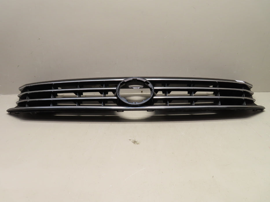 2016 2017 VOLKSWAGEN PASSAT UPPER GRILL GRILLE OEM