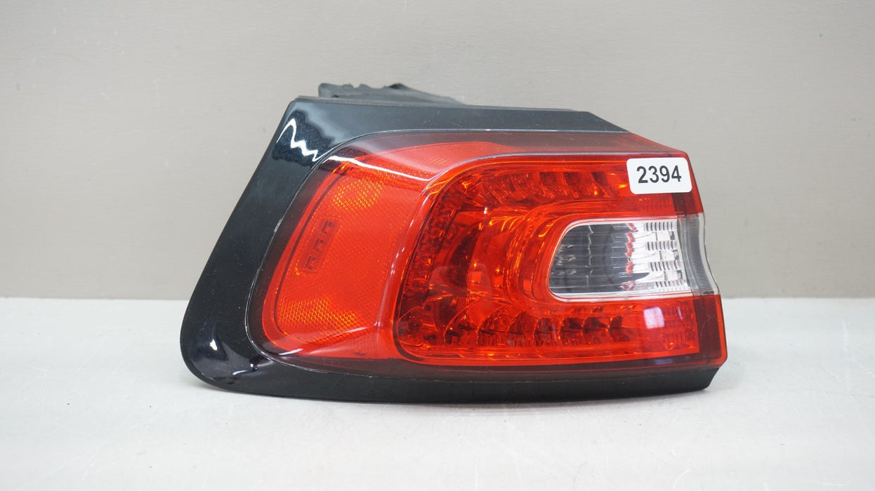 2014-2018 JEEP CHEROKEE REAR LEFT DRIVERS SIDE TAIL LIGHT OEM