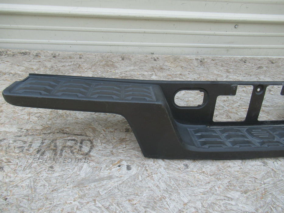 2016-2020 TOYOTA TACOMA REAR BUMPER STEP PAD PANEL SUPPORT PLATE 52461-04020 OEM