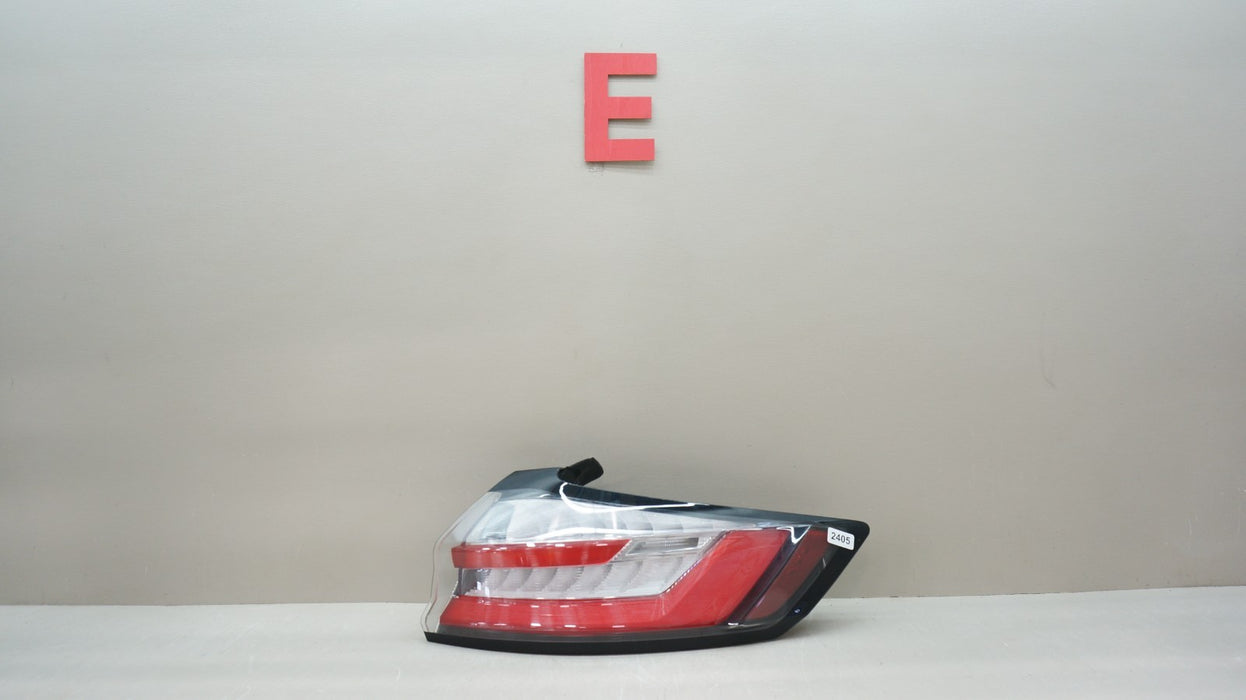 2019-2024 FORD EDGE REAR RIGHT PASSENGER SIDE TAIL LIGHT OEM
