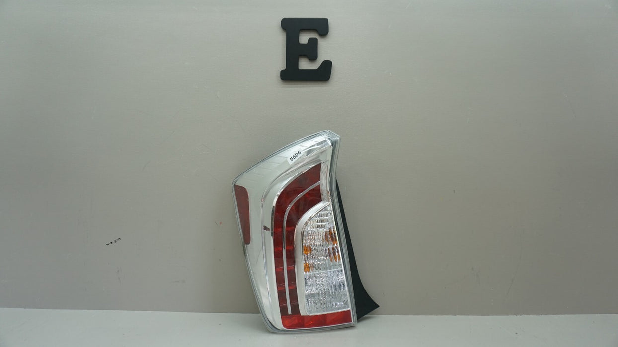 2012-2015 TOYOTA PRIUS REAR LEFT DRIVER SIDE TAIL LIGHT BRAKE STOP LAMP OEM