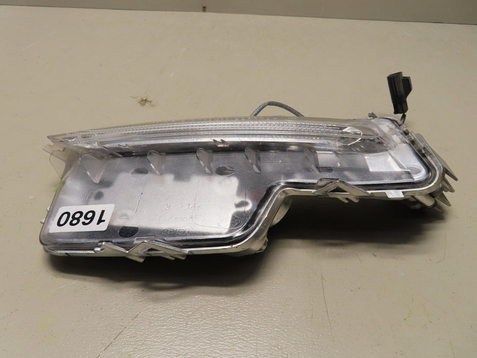 2014-2018 VOLVO S60 V60 LED FRONT RIGHT PASSENGER SIDE OEM FOG LIGHT 89250203