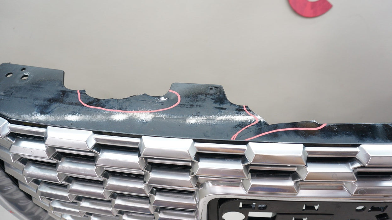 2021-2024 GMC YUKON FRONT BUMPER RADIATOR GRILLE OEM 84835783