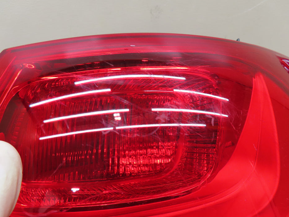 2016 2017 2018 KIA SORENTO REAR RIGHT PASSENGER TAIL LIGHT OUTER AFTERMARKET