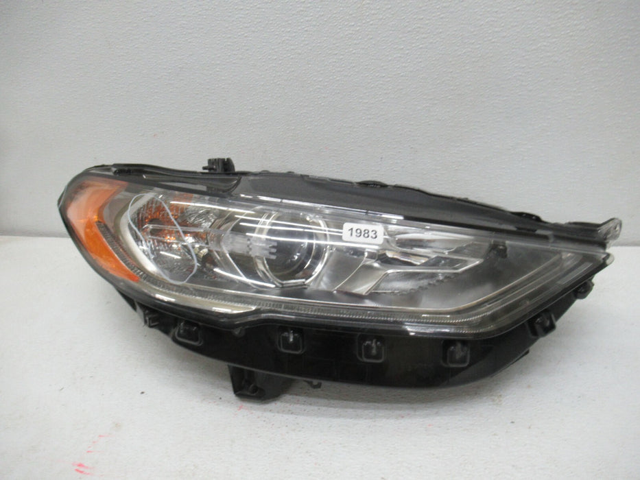 2017 - 2019 FORD FUSION PASSENGER SIDE HEADLIGHT HEADLAMP HALOGEN W/ LED OEM