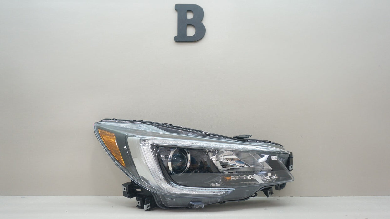 2018-2019 SUBARU LEGACY OUTBACK FRONT RIGHT PASSENGER SIDE HEADLIGHT OEM