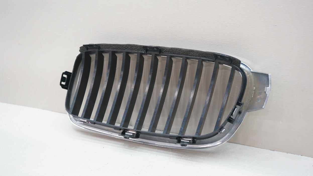 2012-2018 BMW 3 SERIES F30 330I 328I 335I FRONT RIGHT KIDNEY GRILLE OEM 7295436