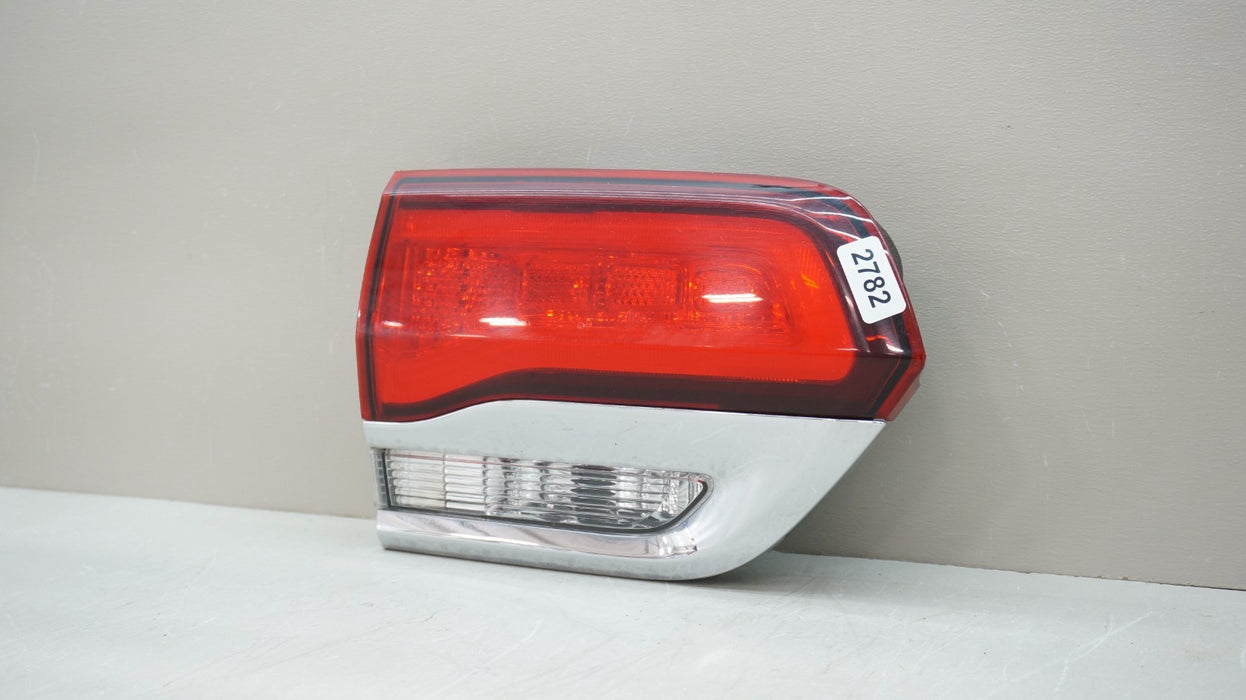 2014-2021 JEEP GRAND CHEROKEE REAR LEFT DRIVER SIDE INNER TAIL LIGHT OEM