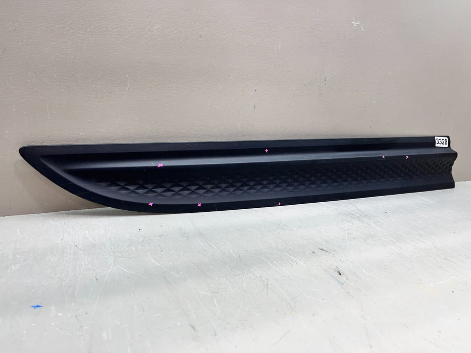 2019-2024 PORSCHE MACAN RH FRONT DOOR LOWER MOLDING TRIM 95B.837.890.1R OEM
