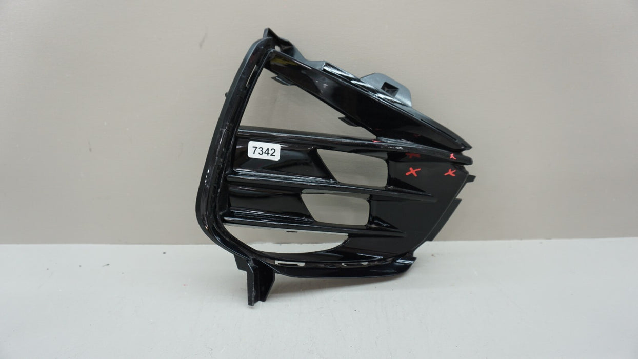 2021-2023 KIA K5 GT FRONT RIGHT PASSENGER SIDE FOG LIGHT TRIM OEM 2022
