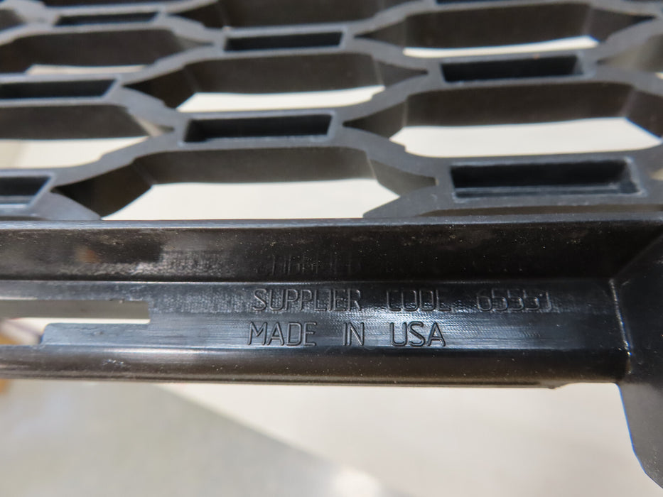 2022-2024 JEEP GRAND CHEROKEE FRONT BUMPER LOWER GRILL GRILLE OEM