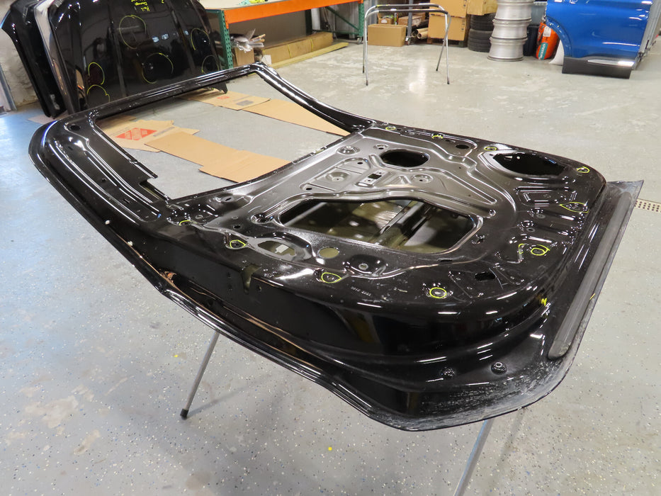2019-2023 GMC/CHEVROLET SILVERADO-SIERRA 1500 CREW CAB REAR LEFT DRIVER DOOR OEM
