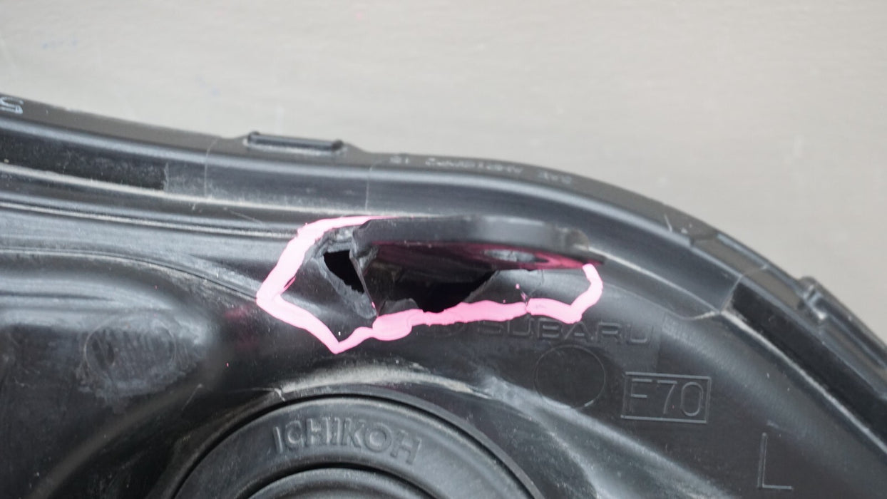 2018-2023 SUBARU CROSSTREK FRONT LH LEFT DRIVER SIDE HALOGEN HEADLIGHT OEM