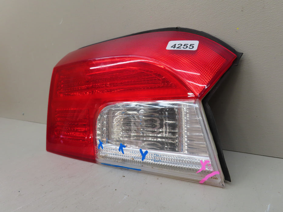 2010-2017 GMC TERRAIN REAR LEFT DRIVER SIDE TAIL LIGHT INNER OEM