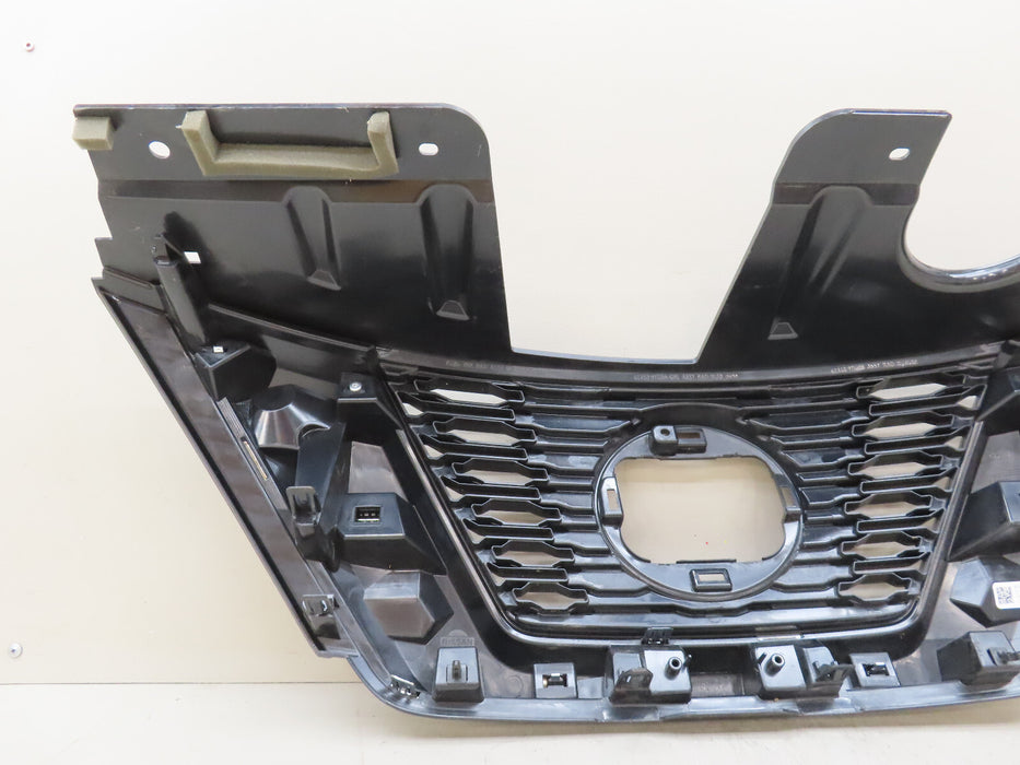 2017-2020 NISSAN ROGUE FRONT RADIATOR GRILL GRILLE OEM