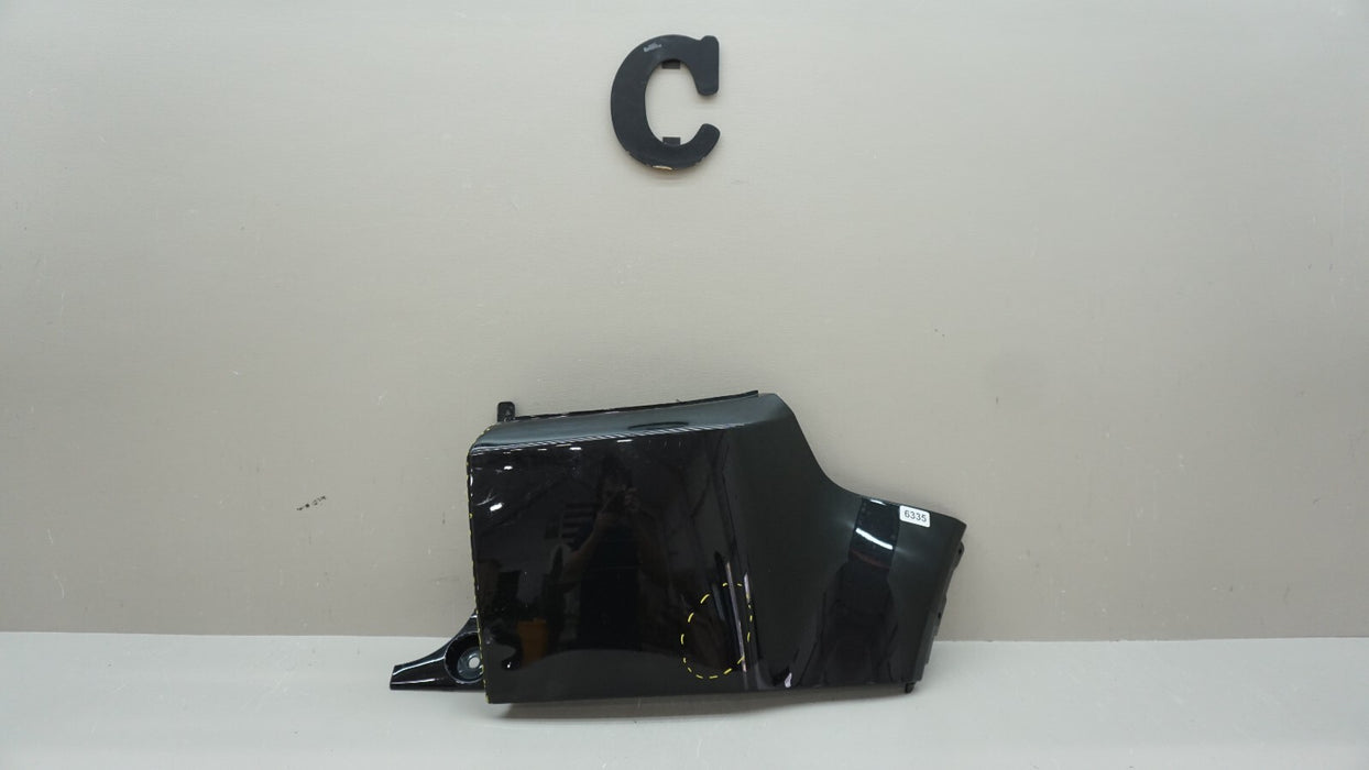 2012-2019 RANGE ROVER EVOQUE RIGHT SIDE UPPER BUMER END COVER BJ32-17926-AW OEM