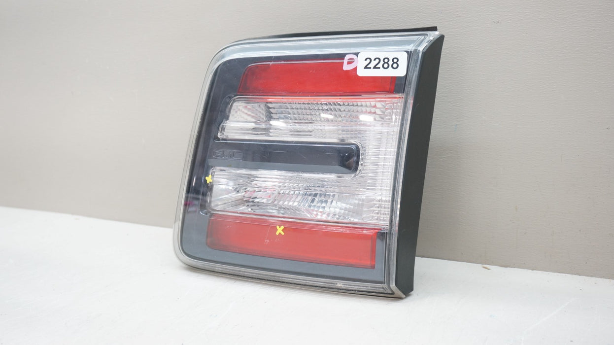 2013-2017 GMC ACADIA REAR RH RIGHT PASSENGER SIDE INNER TAIL LIGHT OEM 23267344