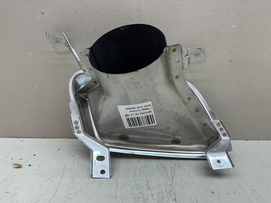 2020-2026 CADILLAC XT5 LH EXHAUST MUFFLER TIP 84410562 OEM