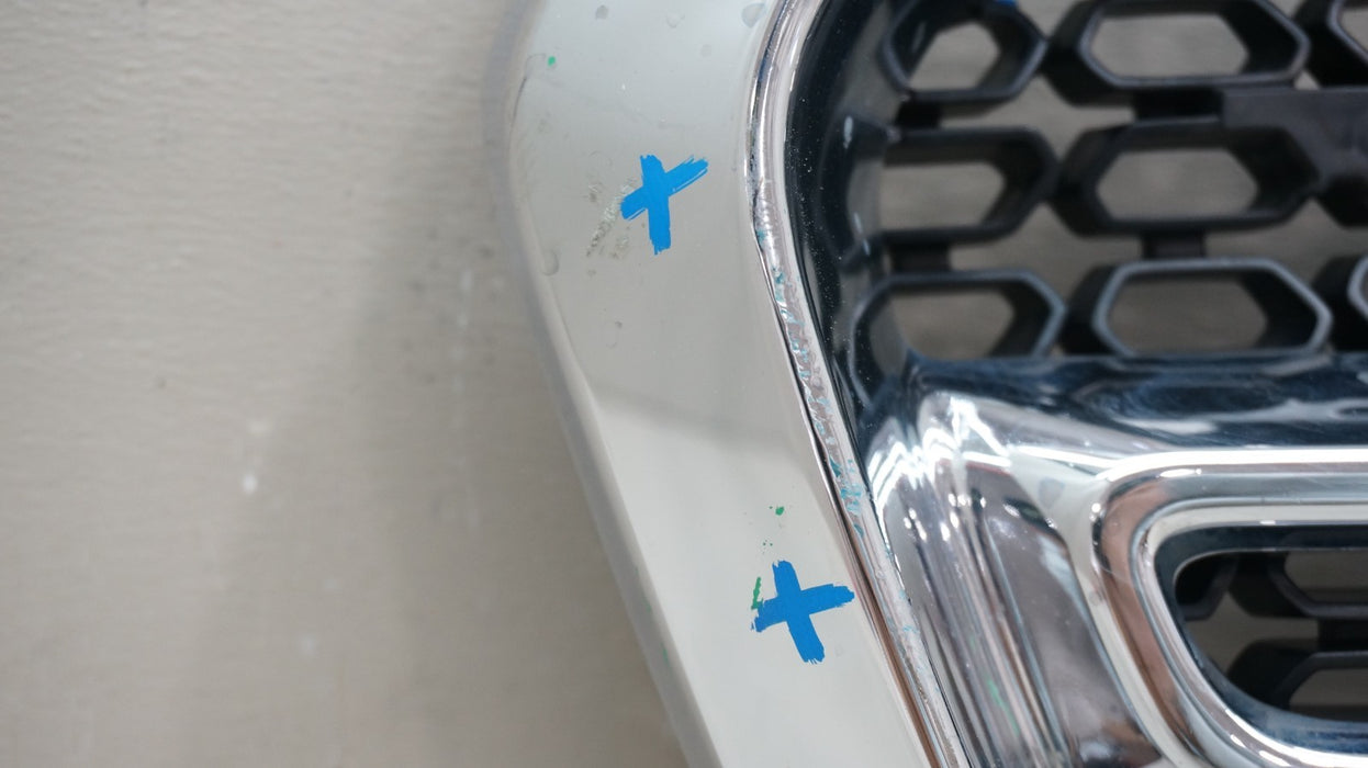 2014-2020 DODGE DURANGO FRONT UPPER BUMPER RADIATOR GRILLE OEM 05113713A