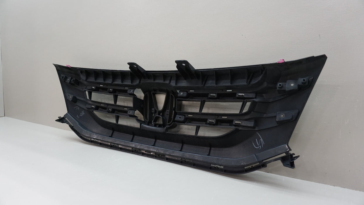 2014-2017 HONDA ODYSSEY FRONT UPPER MAIN GRILLE 75100-TK8-A110 OEM 14 15 16 17