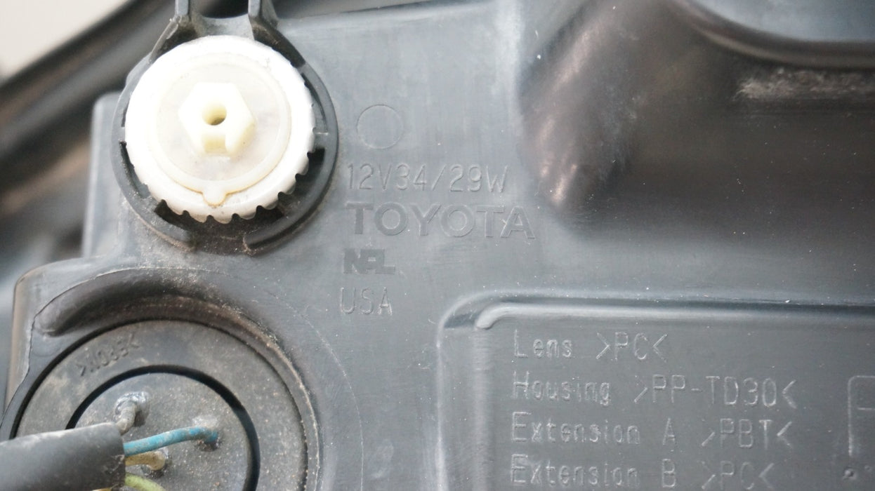 2018-2024 TOYOTA CAMRY FRONT RIGHT PASSENGER SIDE LED HEADLIGHT OEM