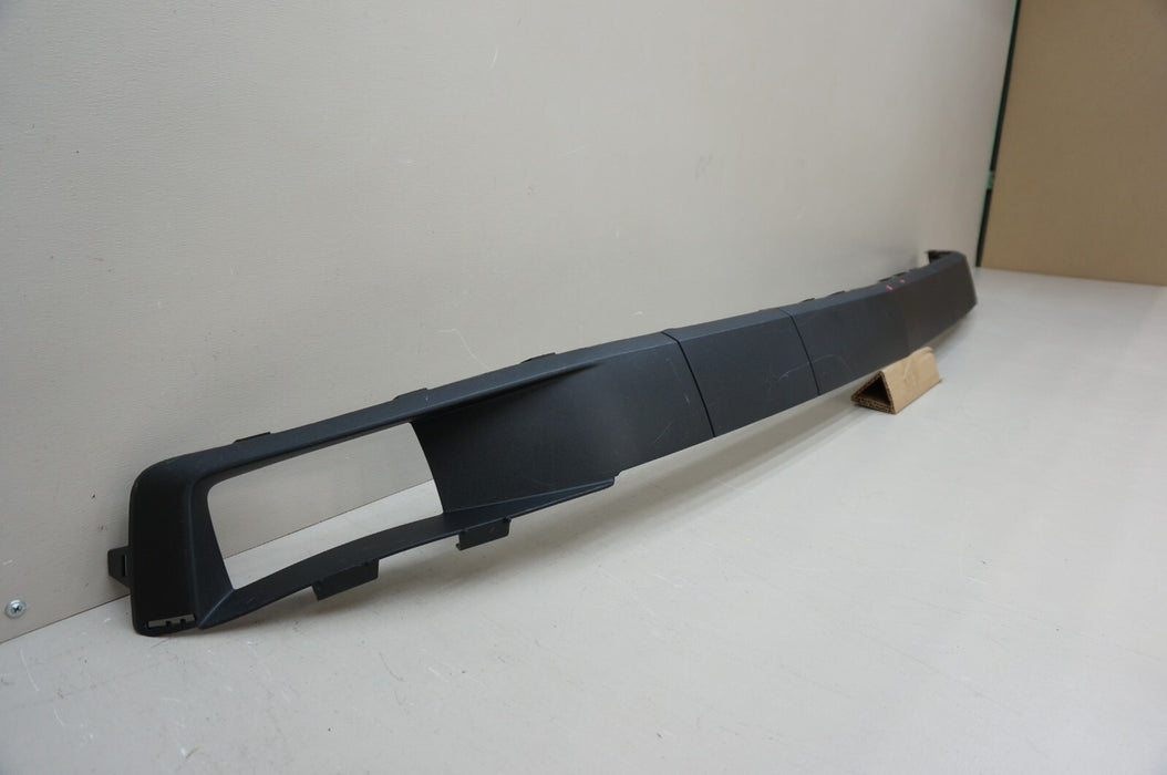 2015-2020 CHEVROLET TAHOE SUBURBAN FRONT BUMPER TRIM MOLDING OEM 22936495
