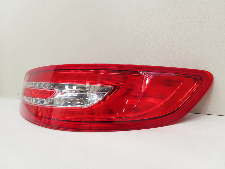 2015-2019 LINCOLN MKC REAR RIGHT PASSENGER SIDE TAIL LIGHT OEM