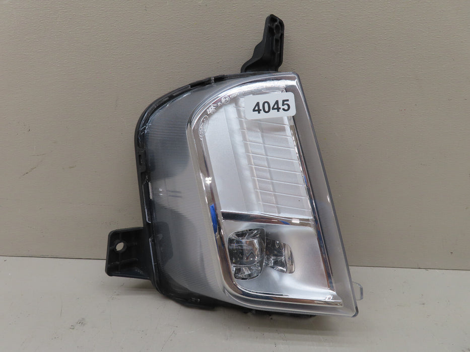 2019-2022 FORD EDGE FRONT RIGHT PASSNEFER SIDE FOG LIGHT OEM PKT4B-15B242-AD