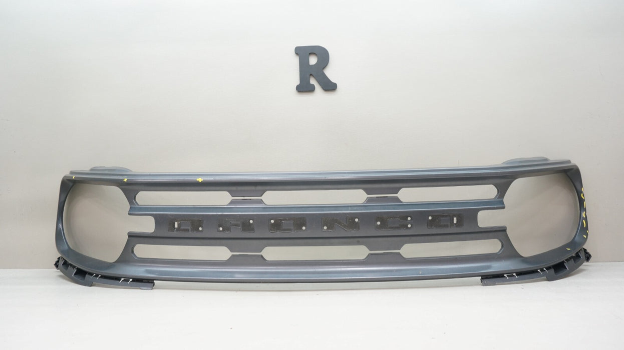 2021-2023 FORD BRONCO SPORT FRONT BUMPER GRILLE OEM M1PB-8200-C
