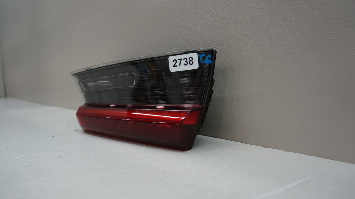 2019-2023 BMW M3 / M340I REAR RIGHT PASSENGER SIDE INNER TAI LIGHT OEM