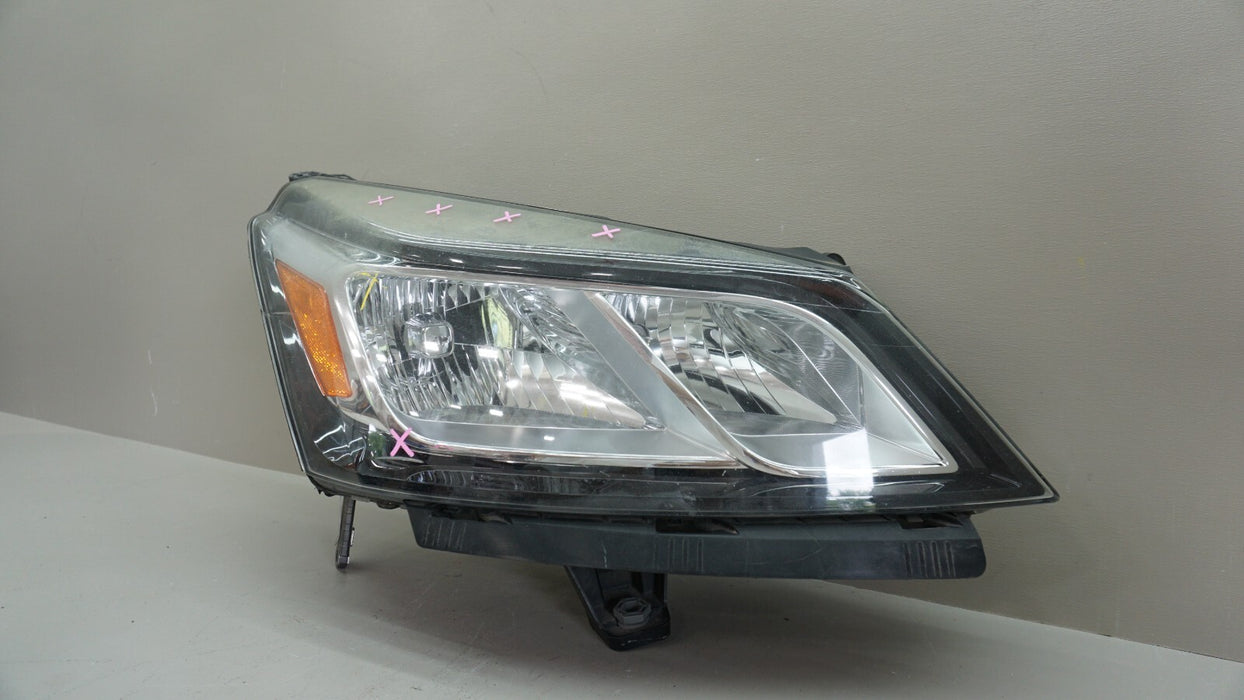2013-2017 CHEVROLET TRAVERSE FRONT RIGHT PASSENGER HEADLIGHT LAMP HALOGEN OEM
