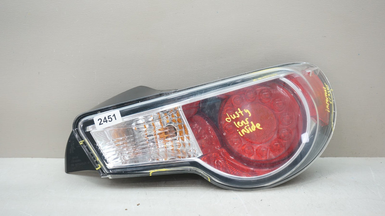 2013-2016 SUBARU BRZ REAR RIGHT PASSENGER SIDE OUTER TAIL LIGHT OEM