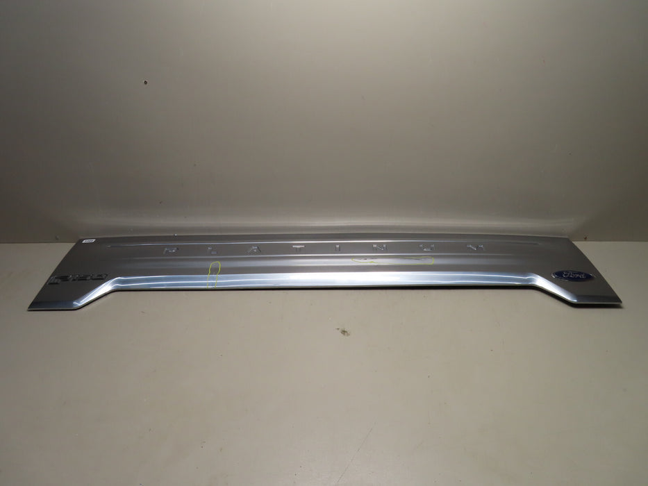 2018 2019 2020 FORD F-150 PLATINUM TAILGATE TRIM MOLDING INSERT PANEL GATE oem