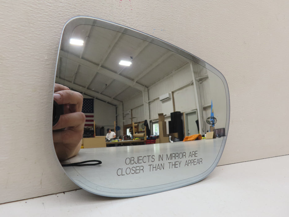 SUBARU RIGHT PASSENGER SIDE AUTO DIMMING MIRROR WITH APPROACHING LIGHT OEM