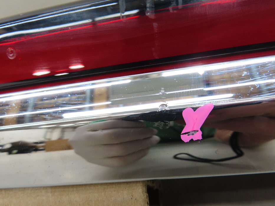 2020-2023 LINCOLN CORSAIR REAR TAIL LIGHT FINISH PANEL OEM