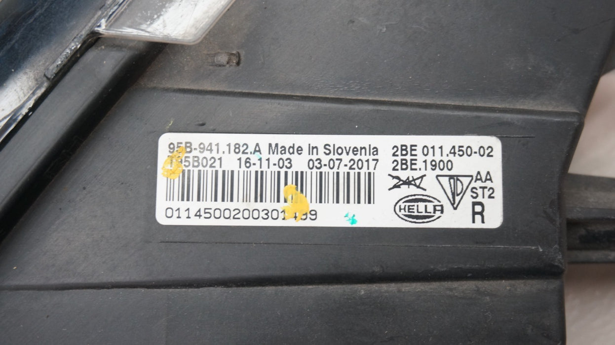 2015-2018 PORSCHE MACAN RH RIGHT FRONT LED DRL TURN SIGNAL 95B-941.182.A OEM
