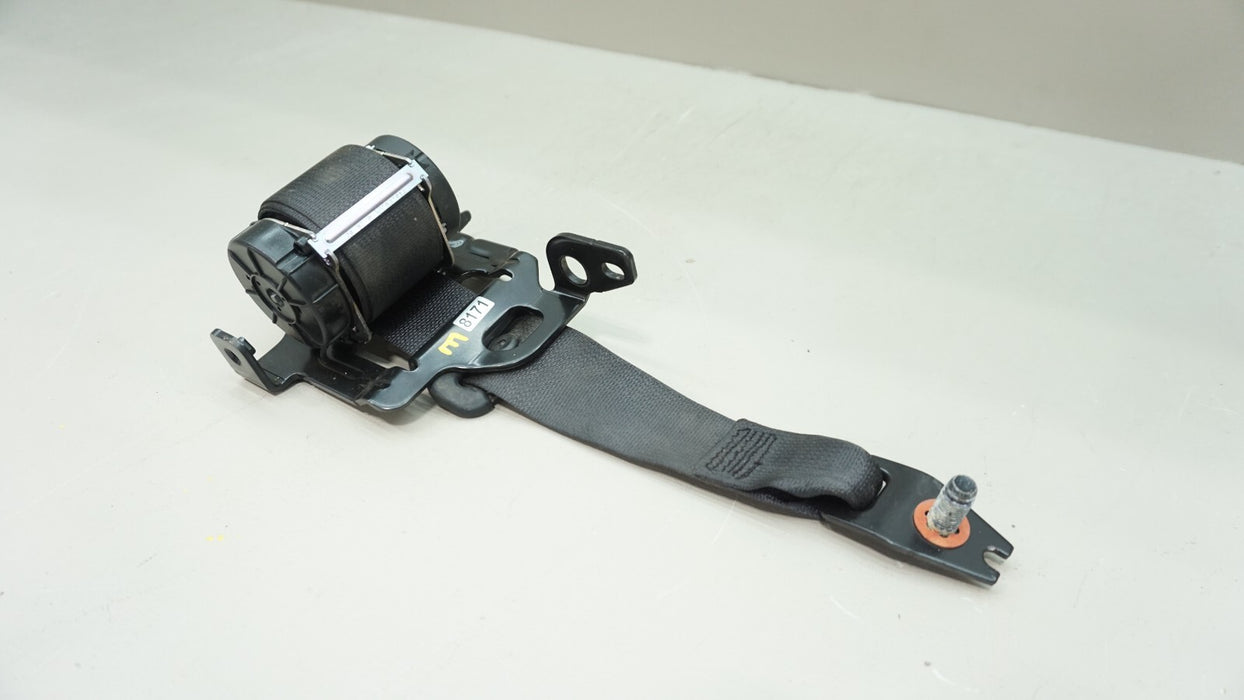 2018-2021 KIA STINGER REAR RIGHT OUTER SEAT BELT RETRACTOR 89820J5500 OEM