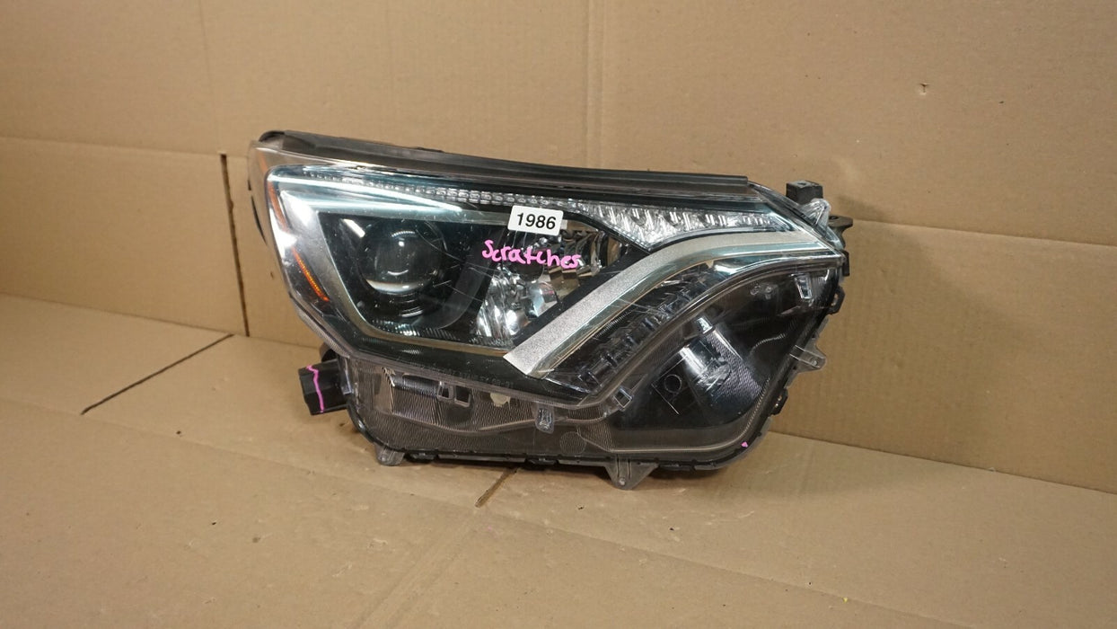 2016-2018 TOYOTA RAV4 FRONT RIGHT PASSENGER SIDE HEADLIGHT LAMP OEM 16 17 18