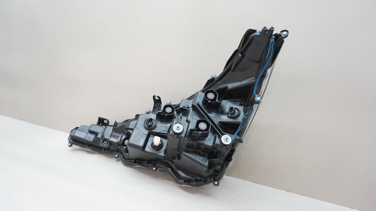 2020-2022 TOYOTA COROLLA FRONT RIGHT PASSENGER SIDE HALOGEN HEADLIGHT OEM