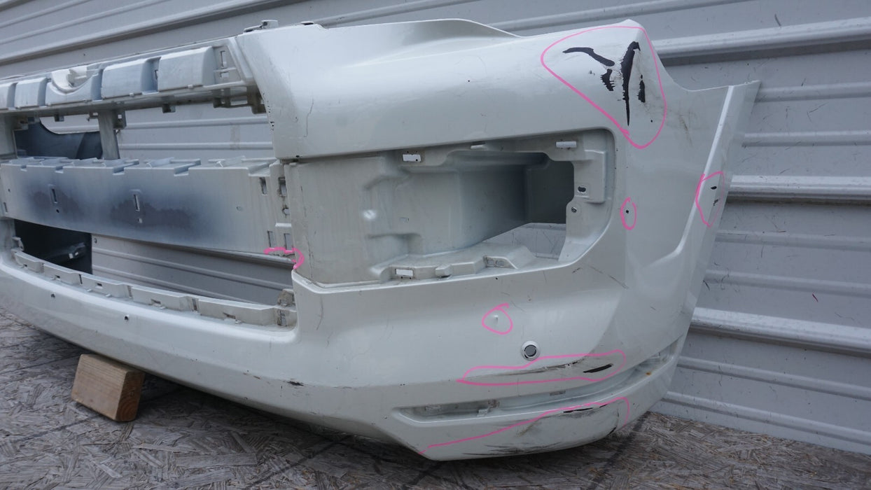 2014-2018 TOYOTA HIGHLANDER FRONT BUMPER COVER OEM 14 15 16 17 18