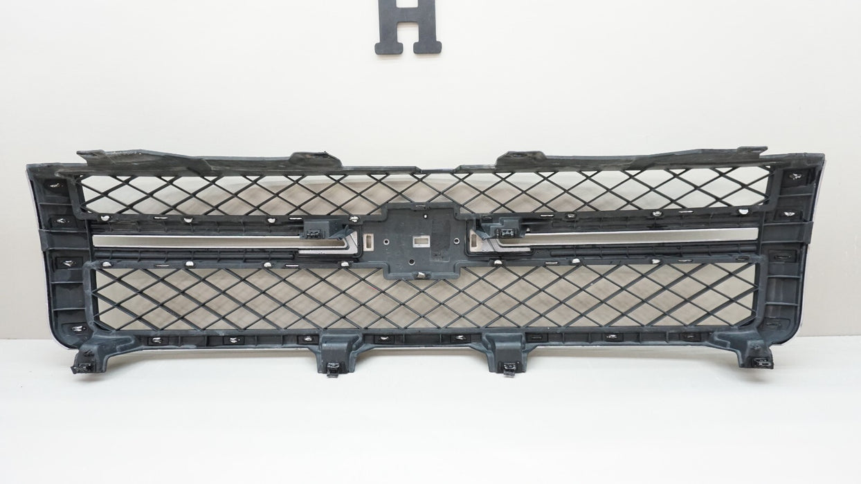 2007-2014 CHEVROLET SILVERADO 2500HD 3500HD FRONT RADIATOR GRILLE 831144196 OEM