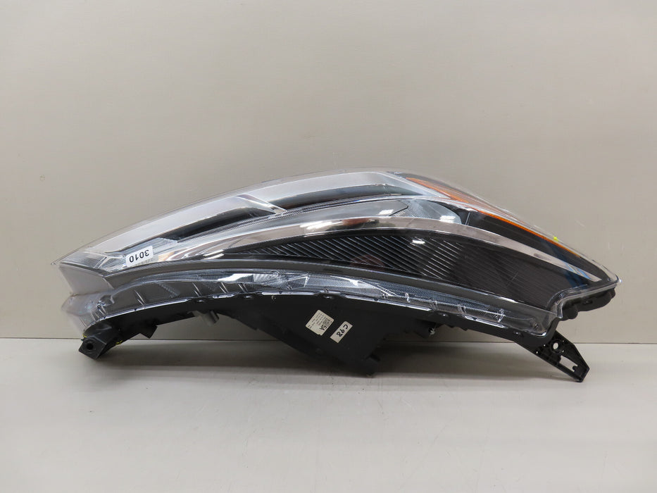 2021-2023 NISSAN KICKS FRONT RIGHT PASSENGER HALOGEN HEADLIGHT OEM 26010-5R00A