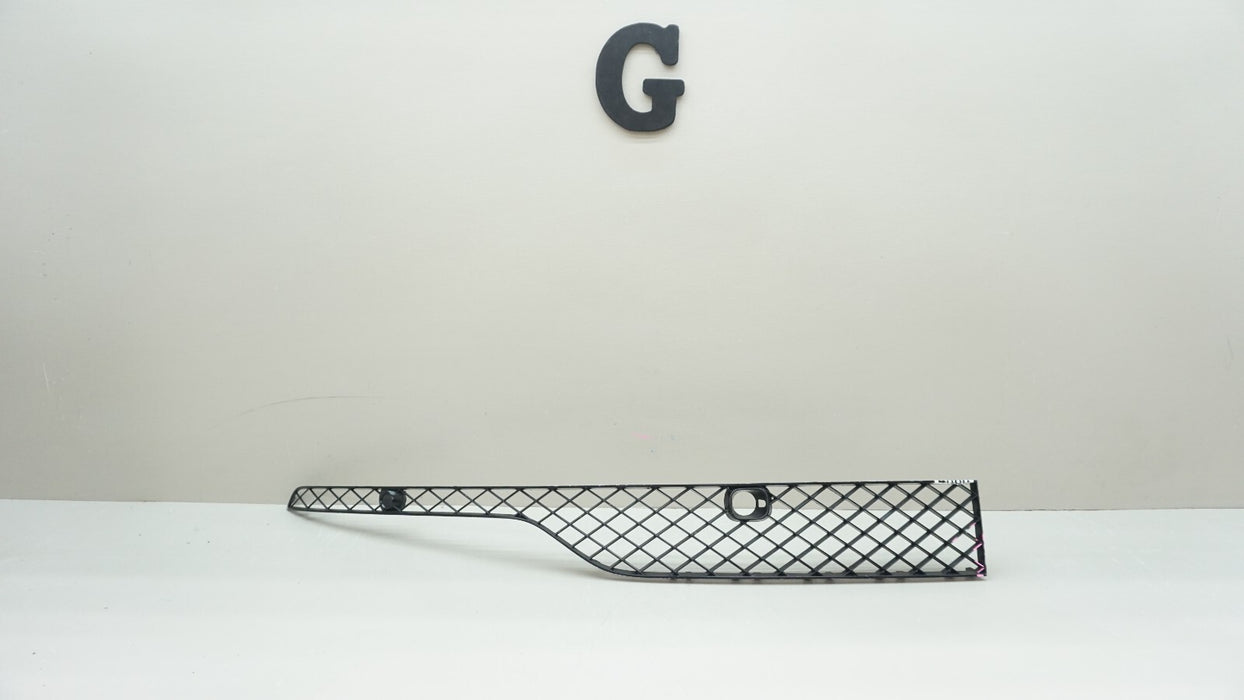 2016-2019 BENTLEY BENTAYGA FRONT RIGHT GRILLE 36A807681 OEM